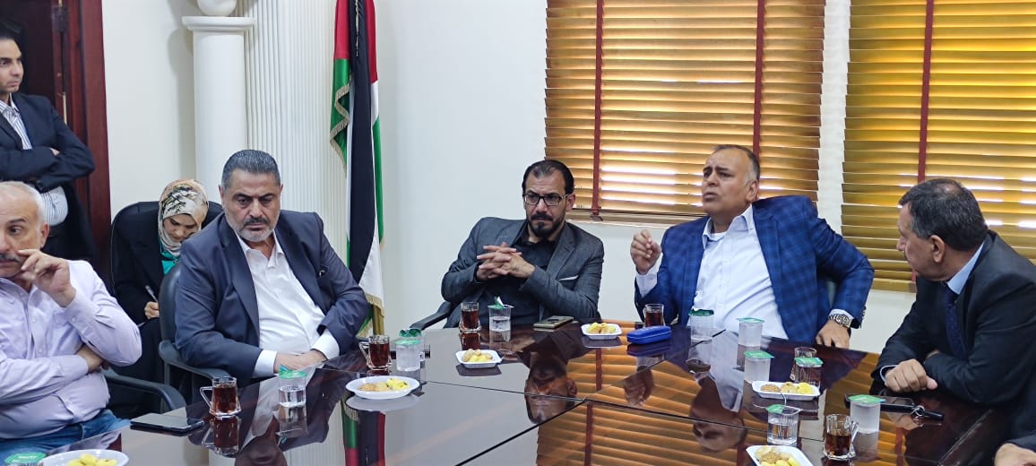 الزرقاء.. دراسة تخصيص قطعة أرض بمساحة 35 دونما لإيواء الكلاب الضالة