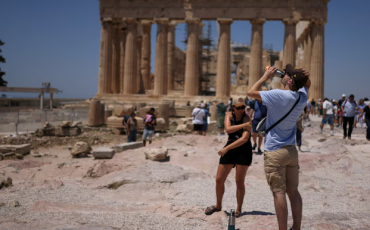 ?What is a ‘heat dome’ and how does it power heatwaves